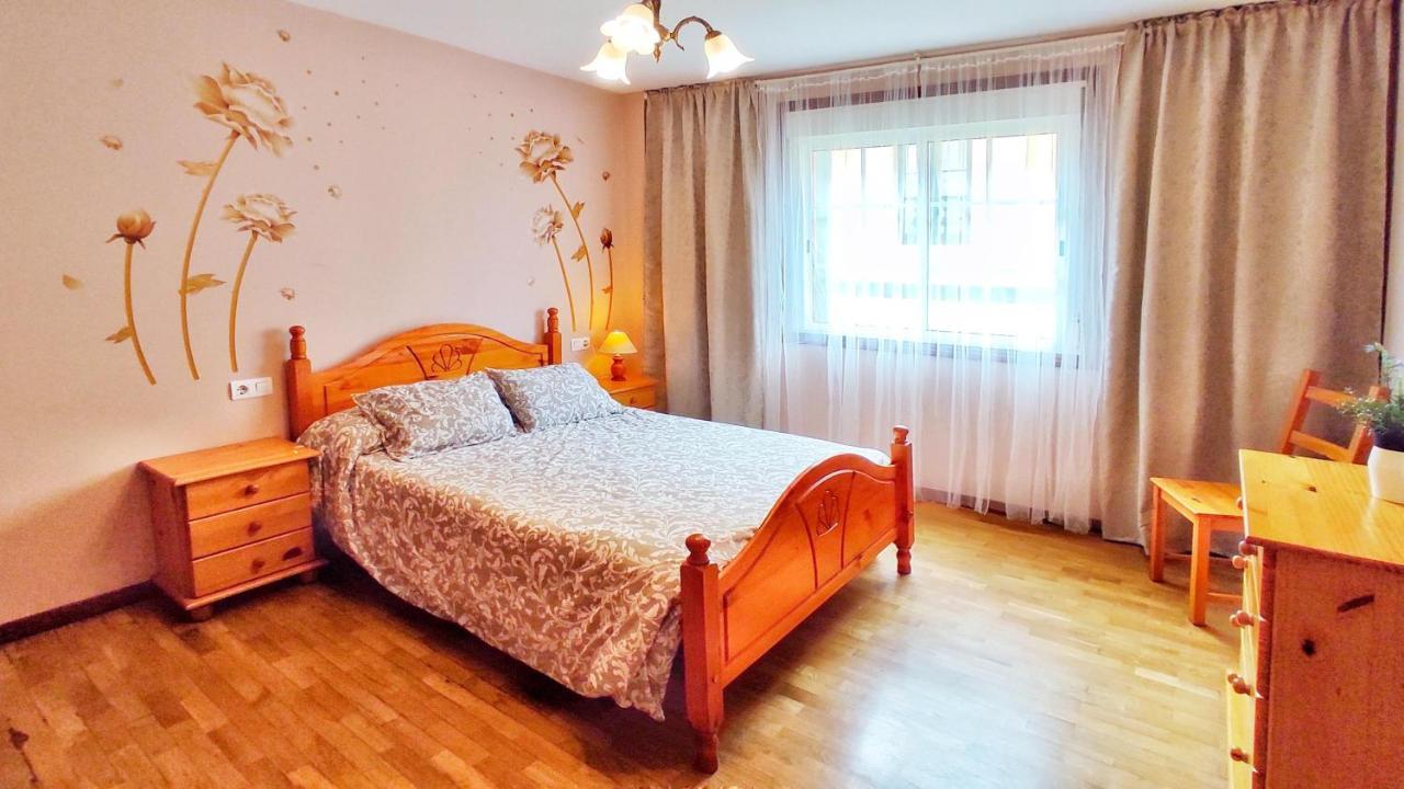Apartamento Con Wifi En Casco Historico Betanzos Esterno foto
